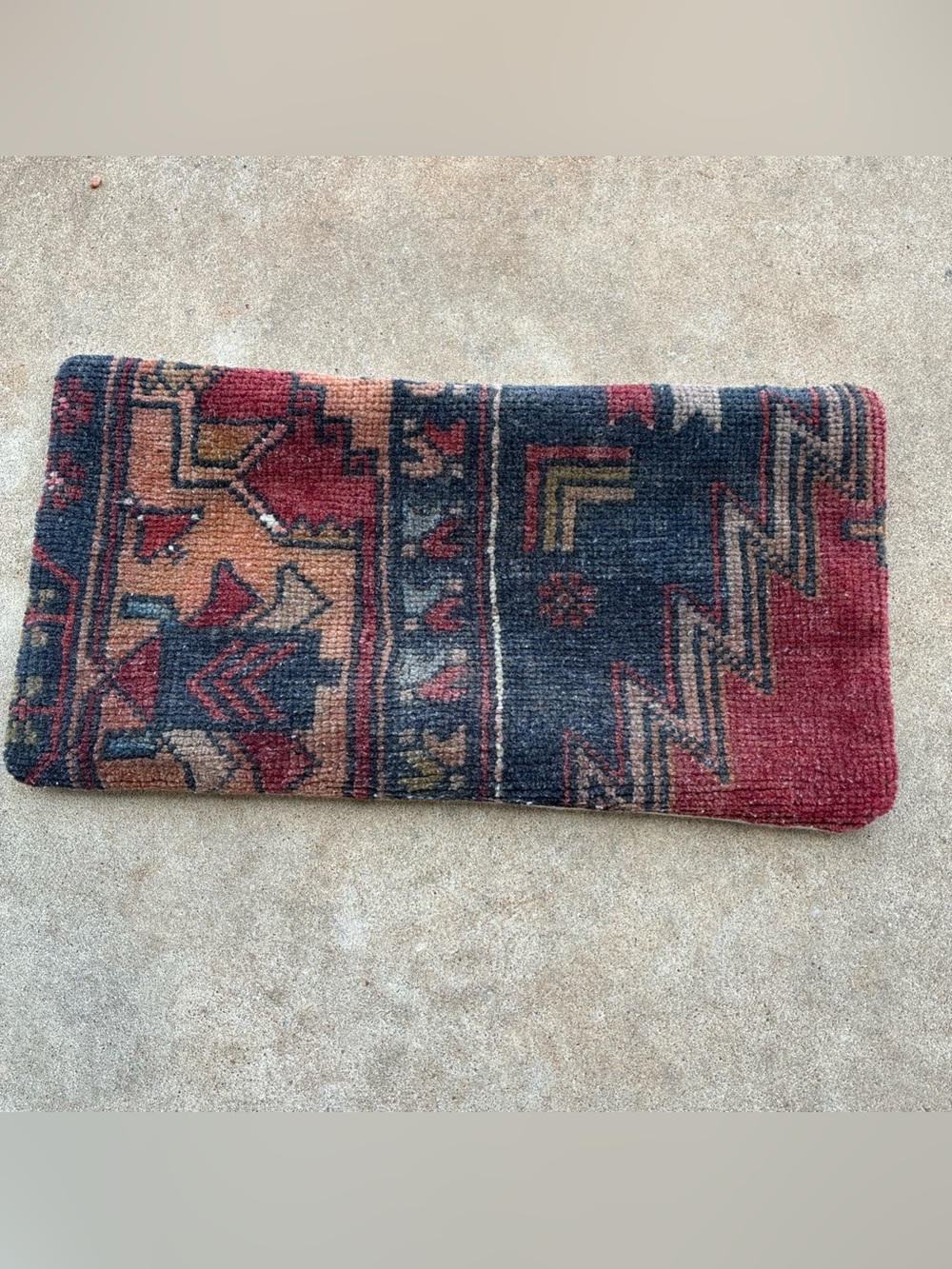 Vintage Wool Turkish Kilim Rug Pillow Cover 20x10